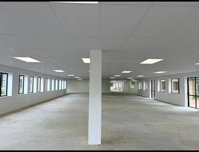 400M² OFFICE TO LET IN VORNA VALLEY